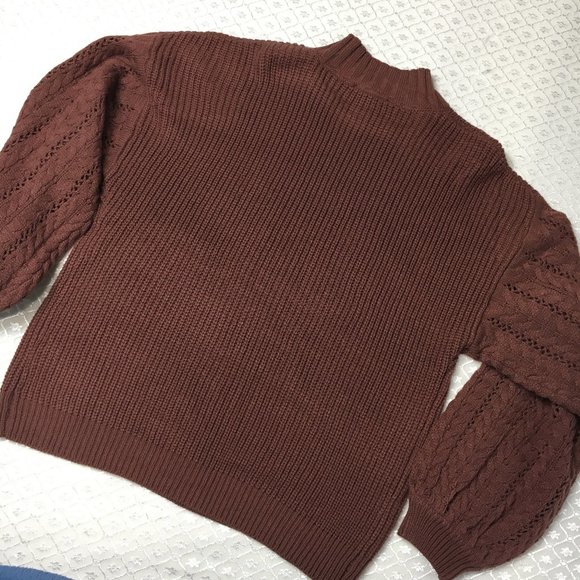 NWOT Olivia Sky Loose Turtleneck Sweater - Picture 7 of 9